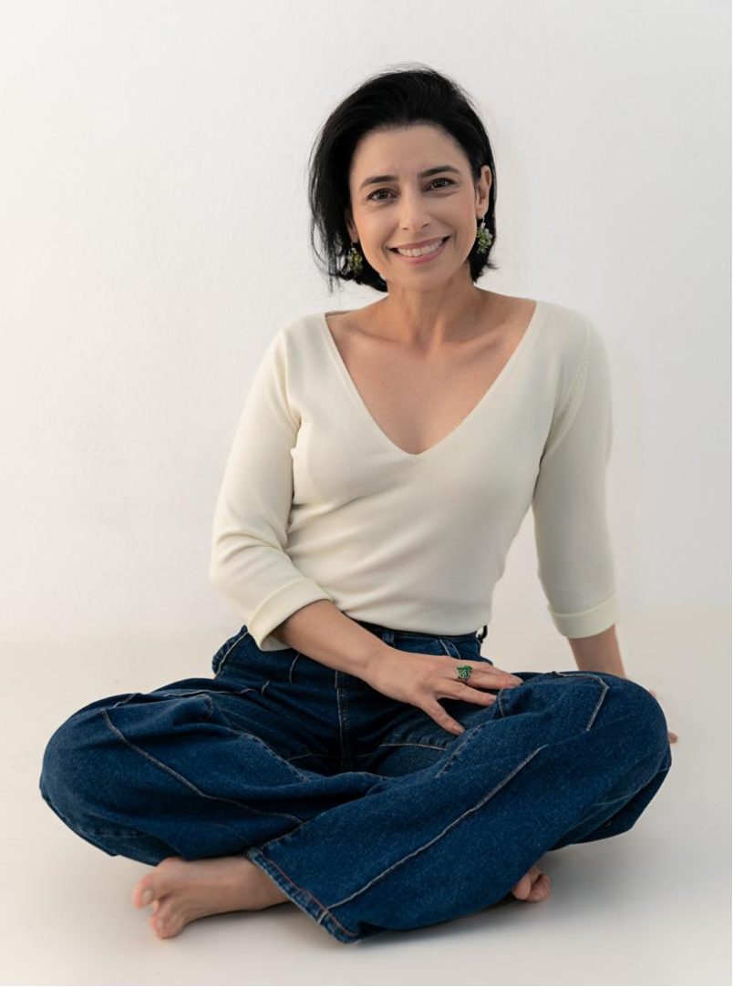 Retrato de Carla Abrão